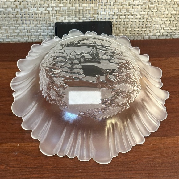 🎄🌟3xHP🌟VTG 1990s NIB Mikasa Winter Dreams Frosted Glass Christmas Large Bowl - Picture 5 of 7